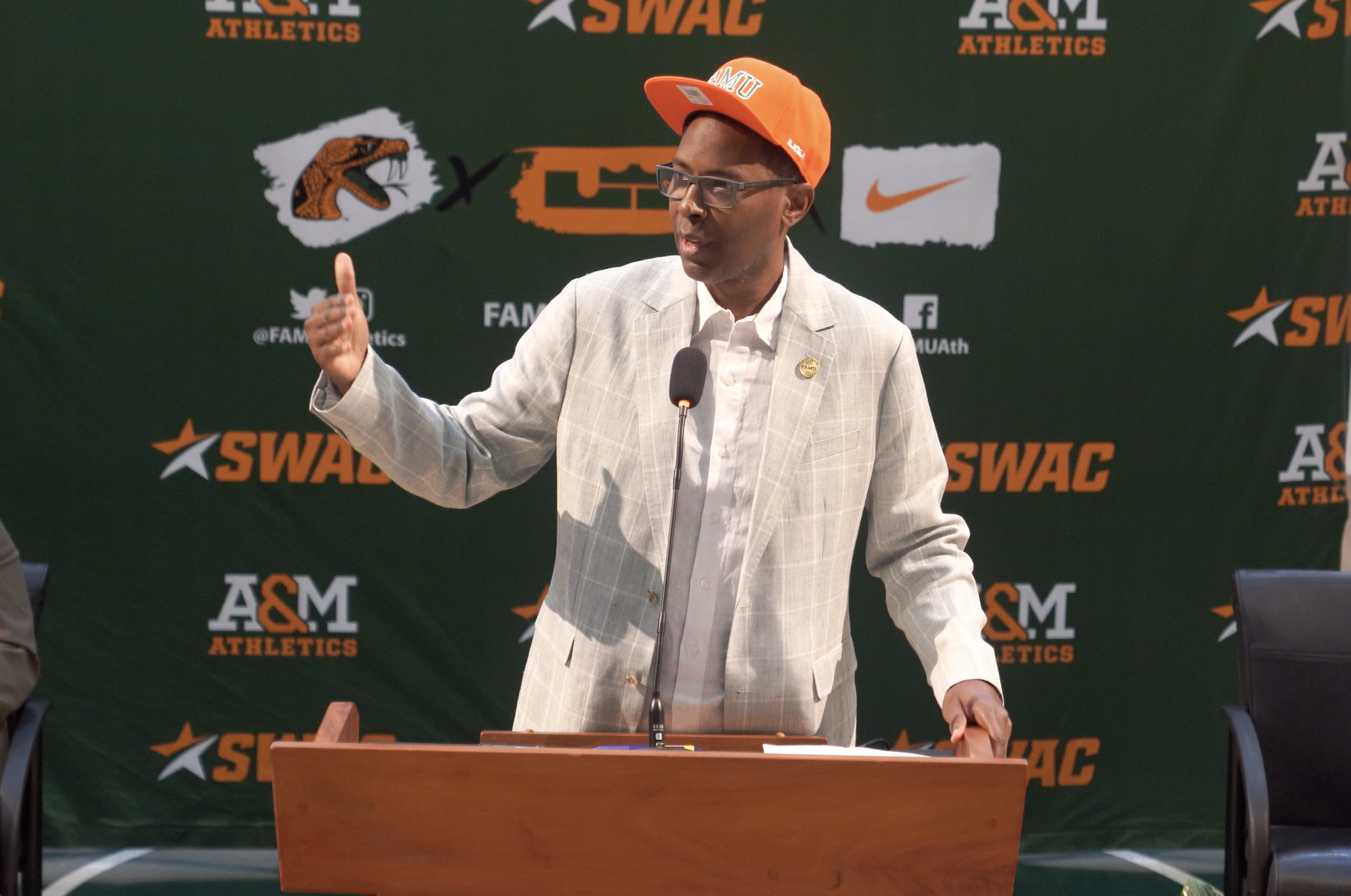 Charlie Ward Jr in press conference